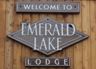 emerald-lake-lodge-01.jpg